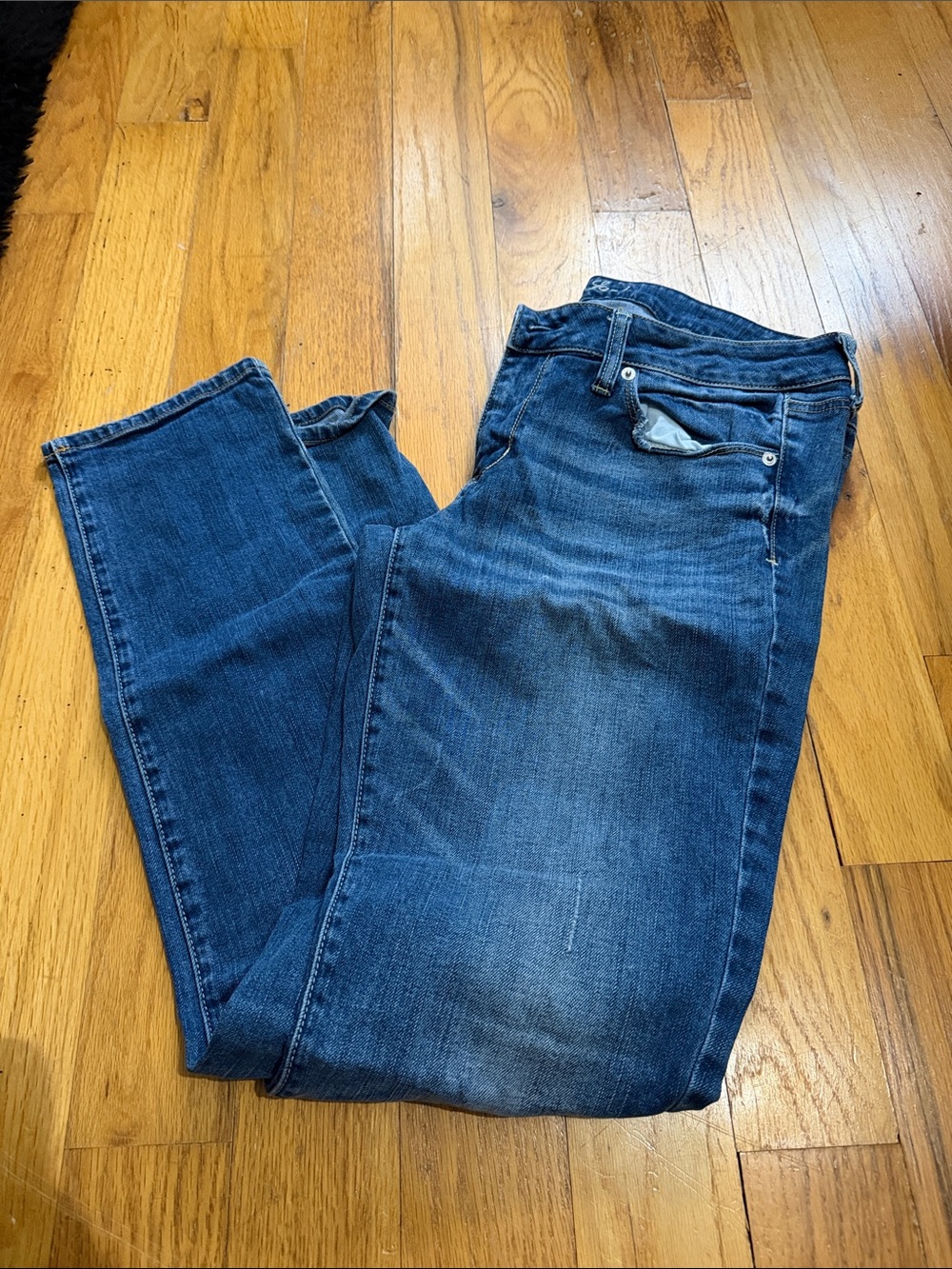 American Eagle Outfitters Skinny Jeans in Dark Blue Wash